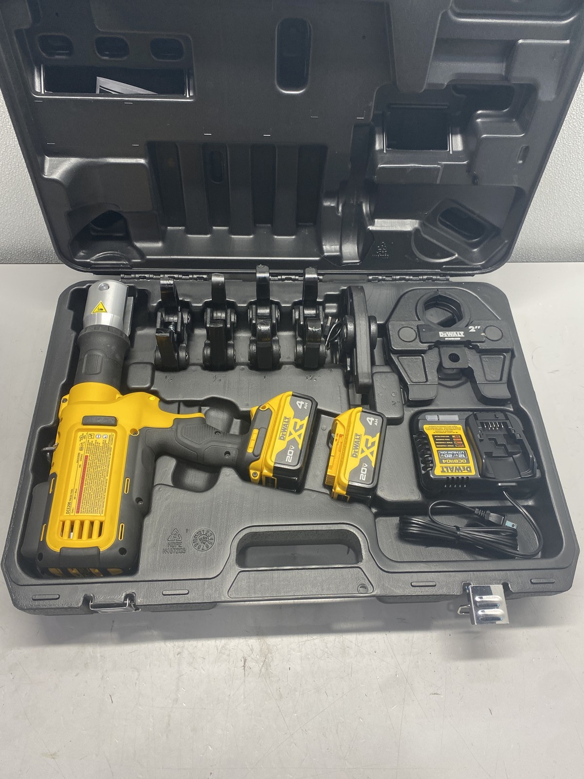DeWalt Press Tool Kit Cordless 20V Max Li-Ion DCE200M2K