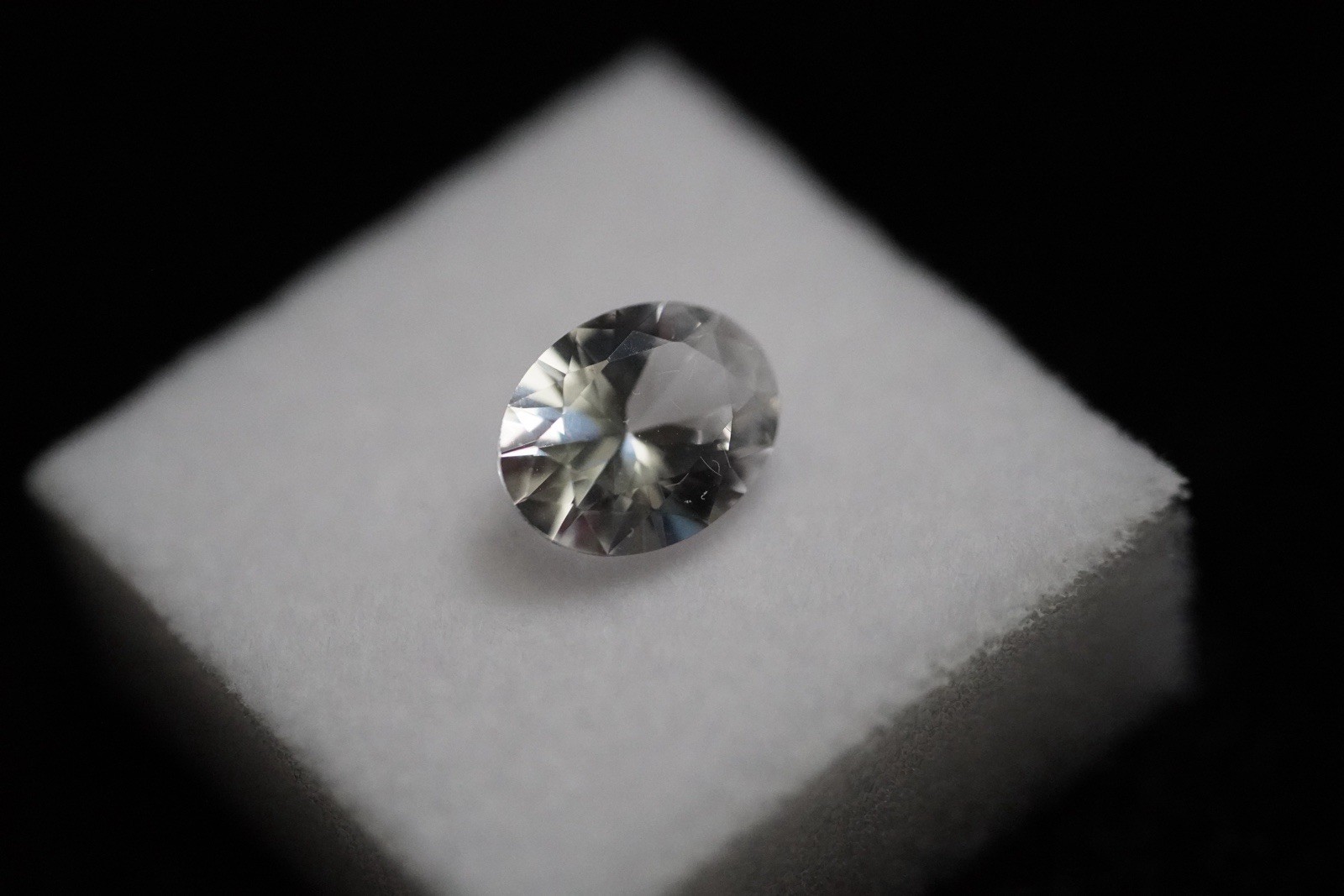 2.00ct Lab-Created White Sapphire Oval Cut Loose Sapphire Gemstone