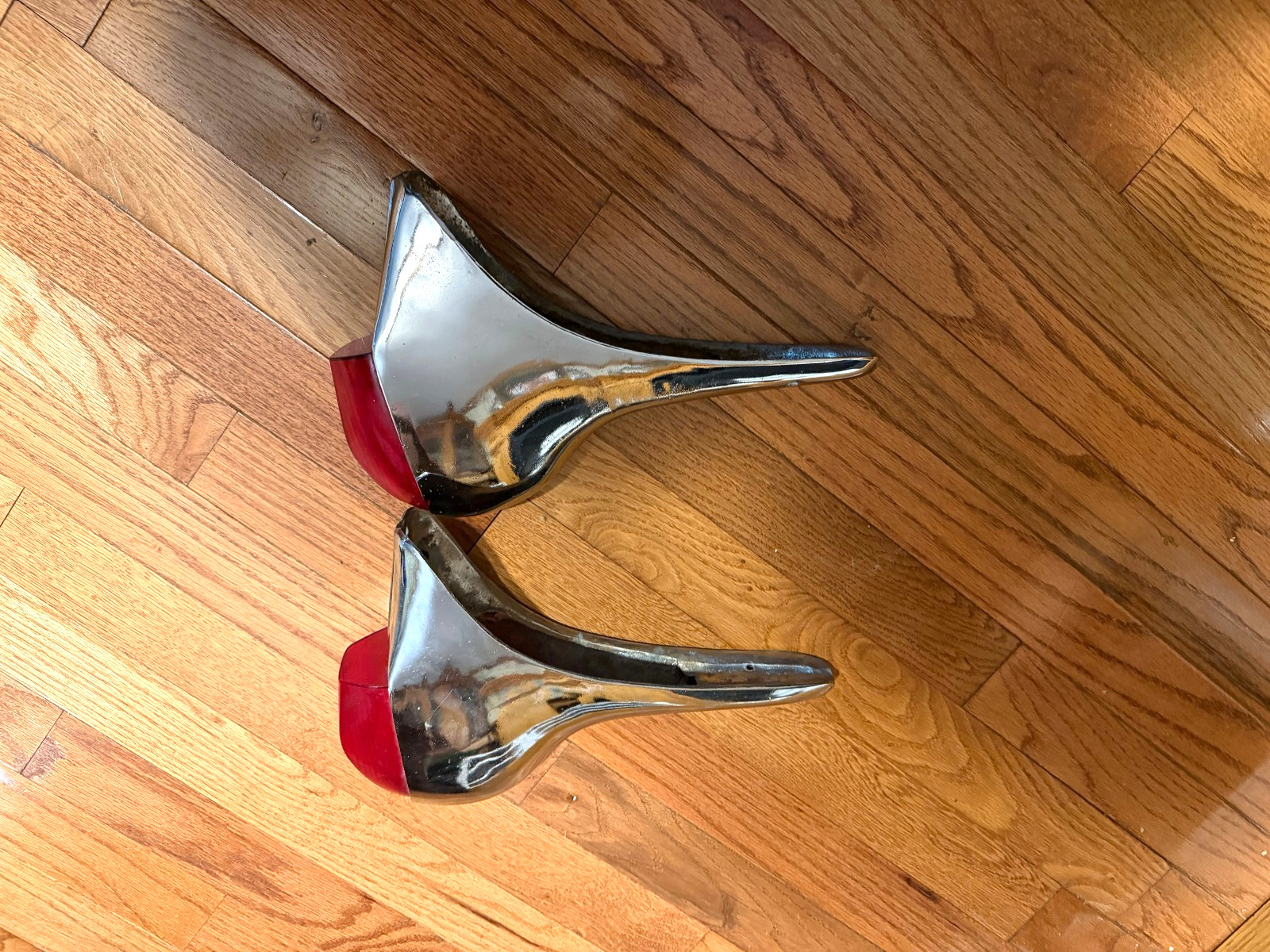 1949-1950 VINTAGE CADILLAC FORD CHEVY CAR CADDY BOMB TAIL LIGHT ASSEMBLY 1949-1950 VINTAGE CADILLAC FORD CHEVY CAR CADDY BOMB TAIL LIGHT ASSEMBLY