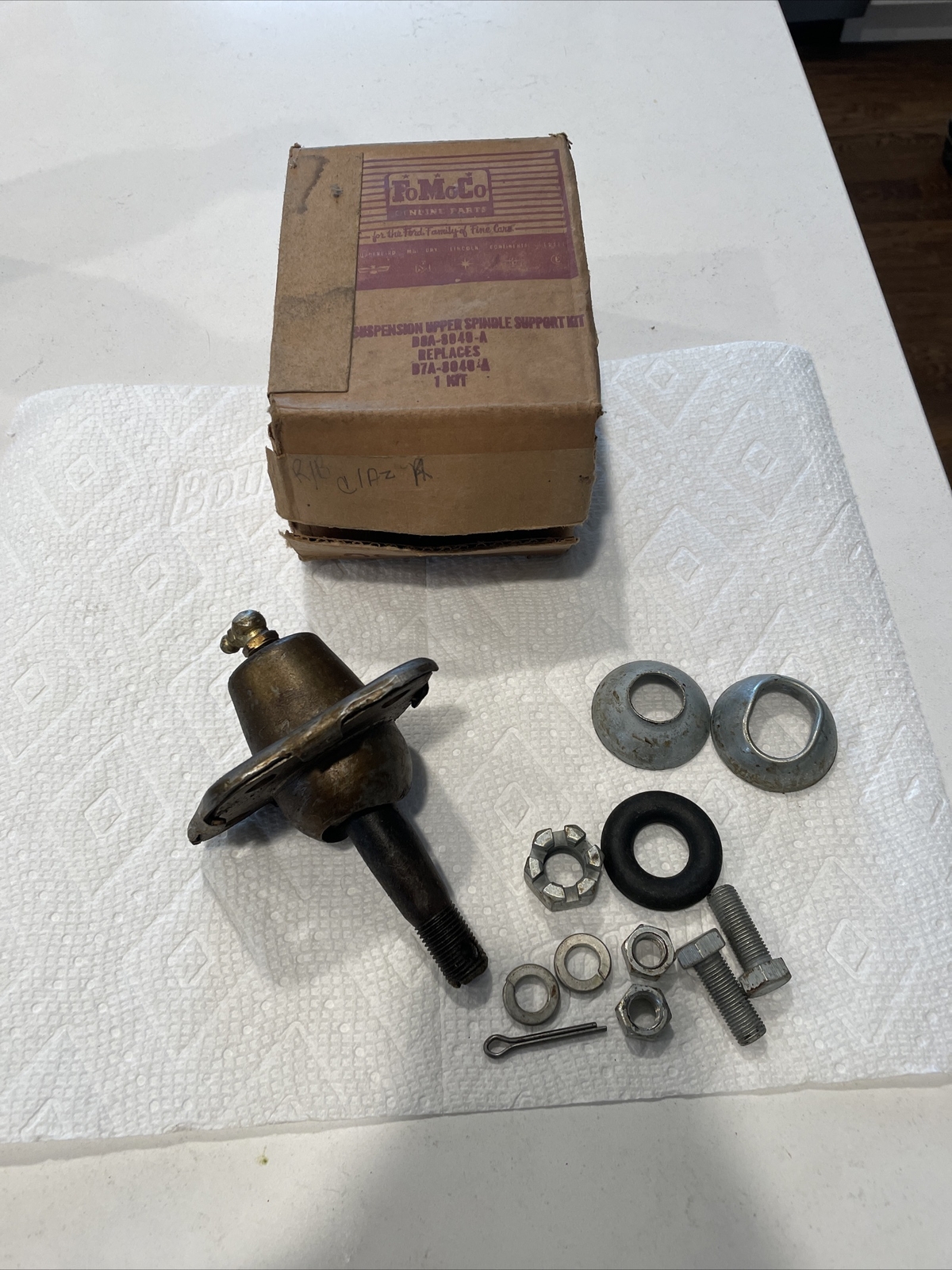 NOS Ford B8A-3049-A 1958-60 Thunderbird 57-64 Ford Upper Ball Joint B7A OEM