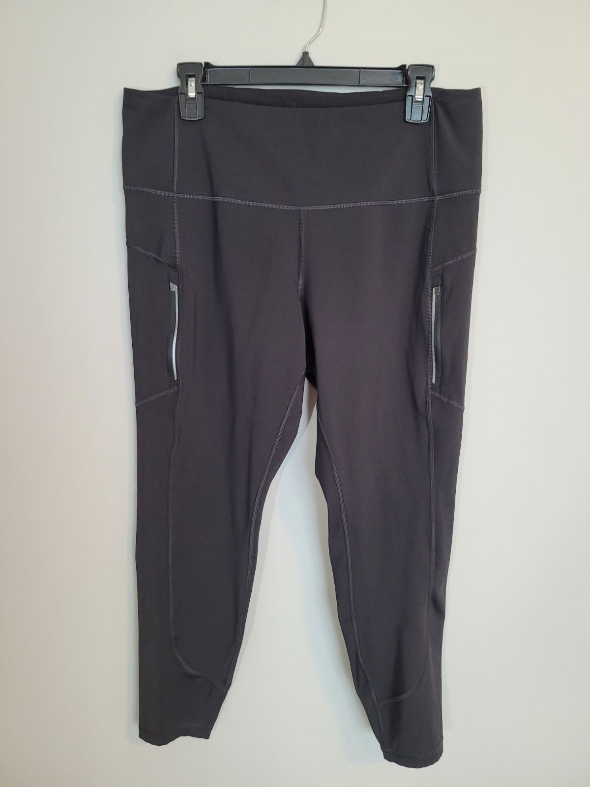 Athleta Rainier Tight Leggings Womens 1X Black  Zip Pockets 487745