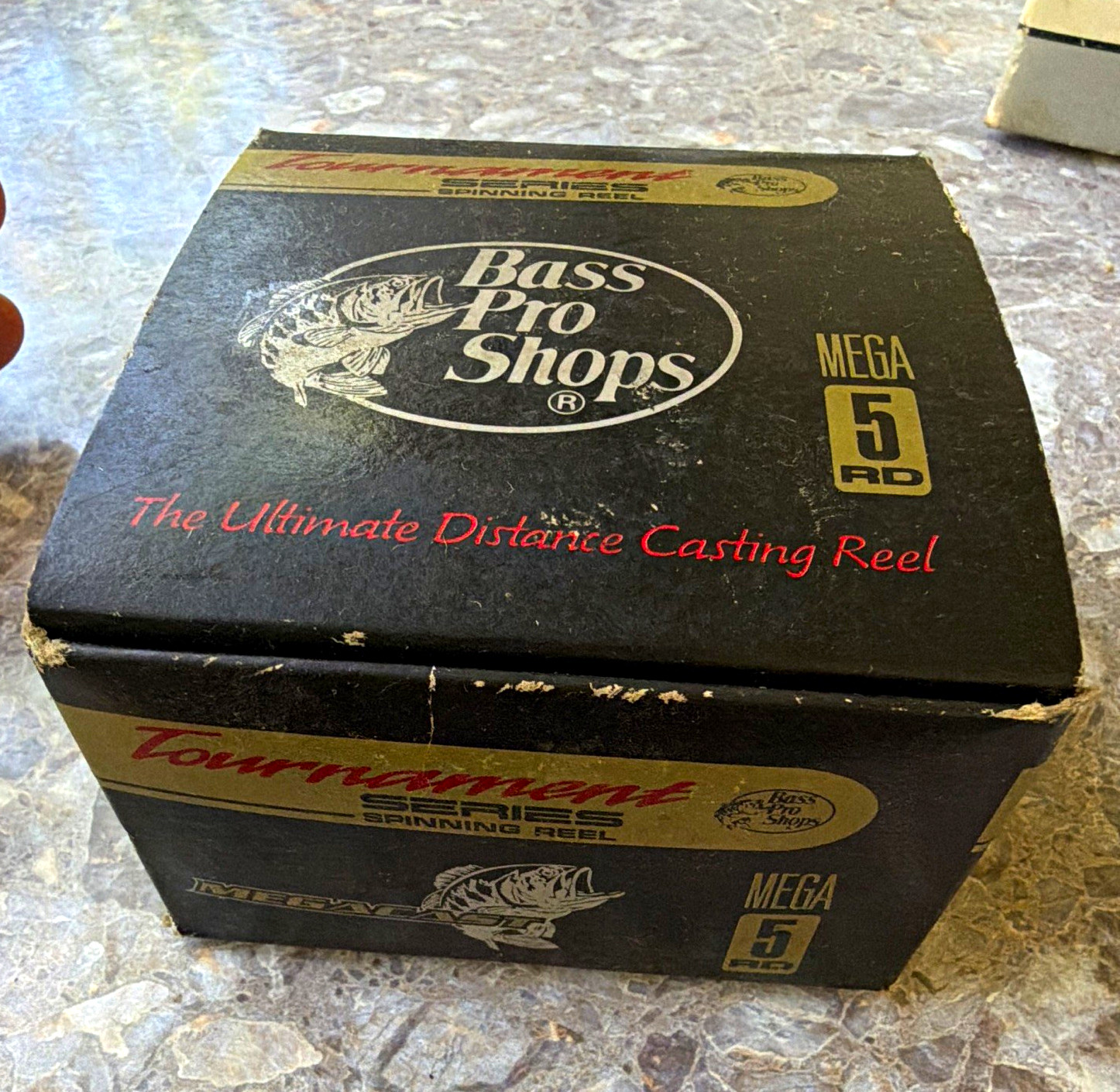 Bass Pro Shops Tournament Series Megacast Spinning Reel Size 20 5.0:1 3BB RD