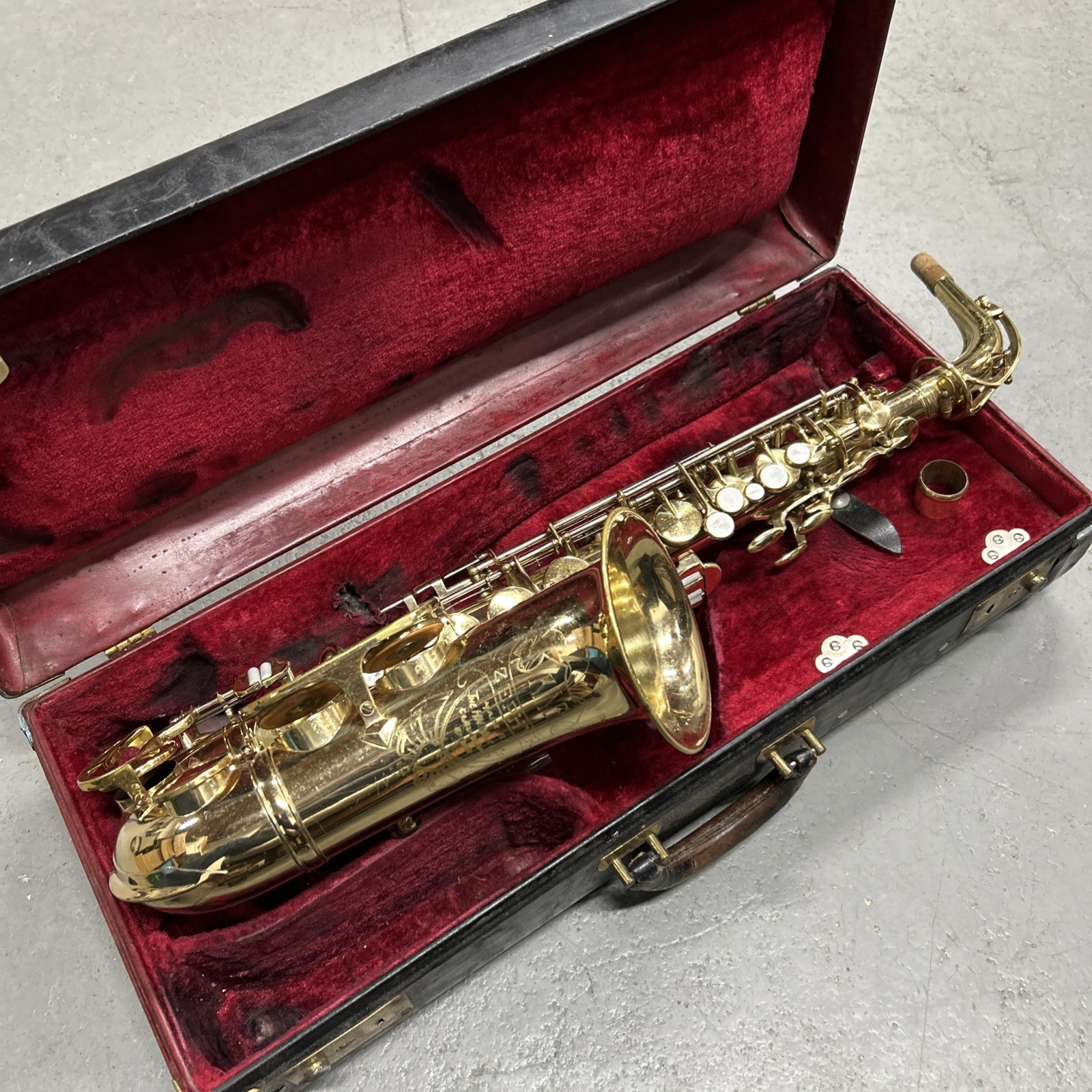 Vintage King Zephyr Alto Saxophone w/ Case Parts Repair Project Heavy Wear