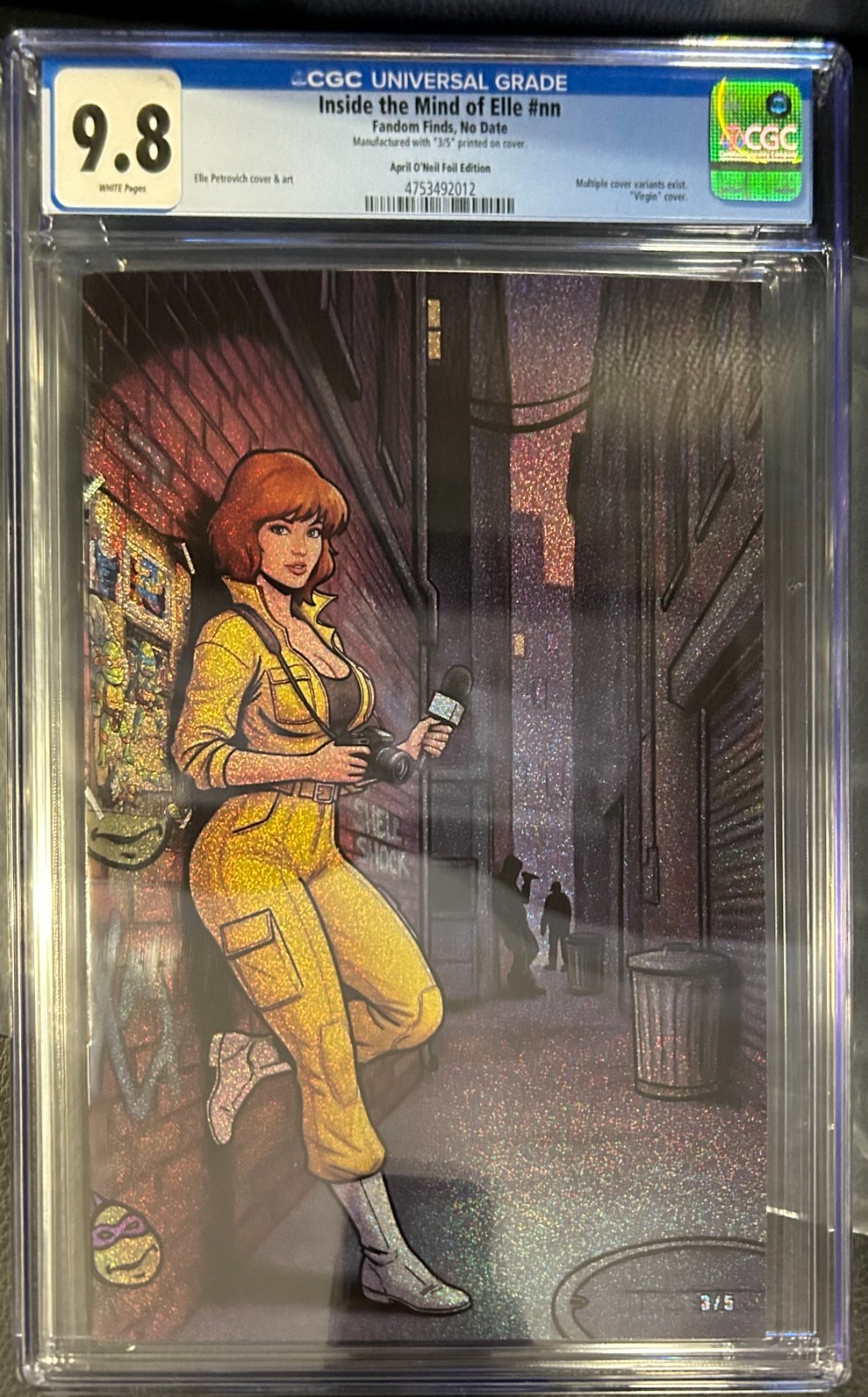 April O'Neil Foil - Inside the Mind of Elle - Fandom Finds CGC 9.8 - RARE April O'Neil Foil - Inside the Mind of Elle - Fandom Finds CGC 9.8 - RARE
