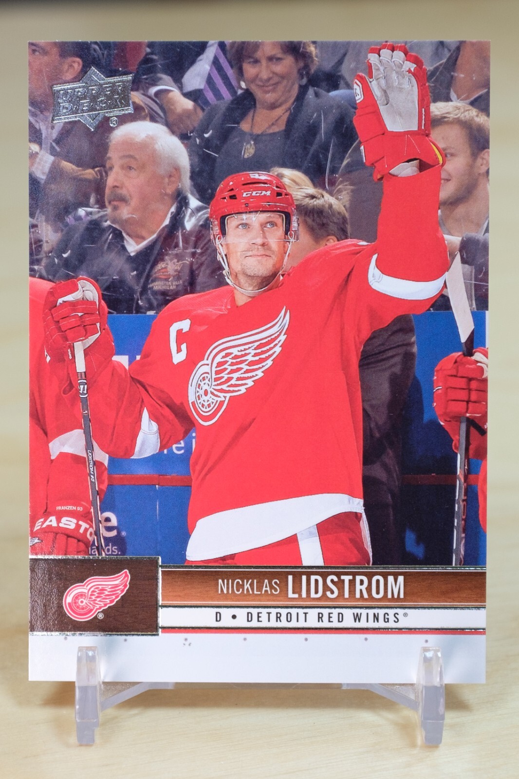 2012-13 Upper Deck Hockey Base #60 Nicklas Lidstrom - Detroit Red Wings 2012-13 Upper Deck Hockey Base #60 Nicklas Lidstrom - Detroit Red Wings