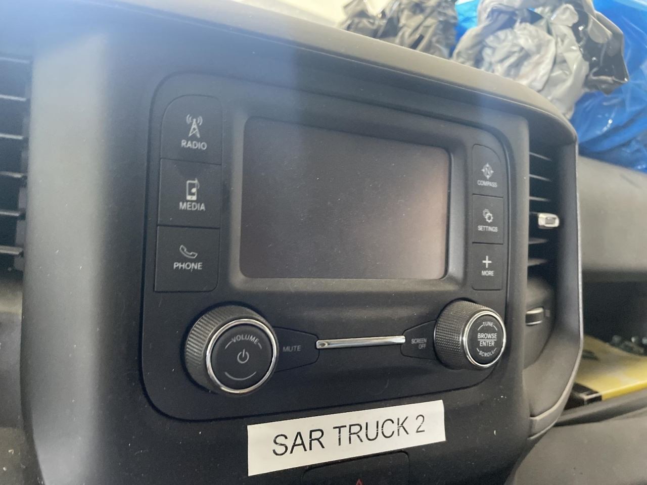 Audio Equipment Radio Display And Receiver Fits 20-22 DODGE 3500 PICKUP 925167