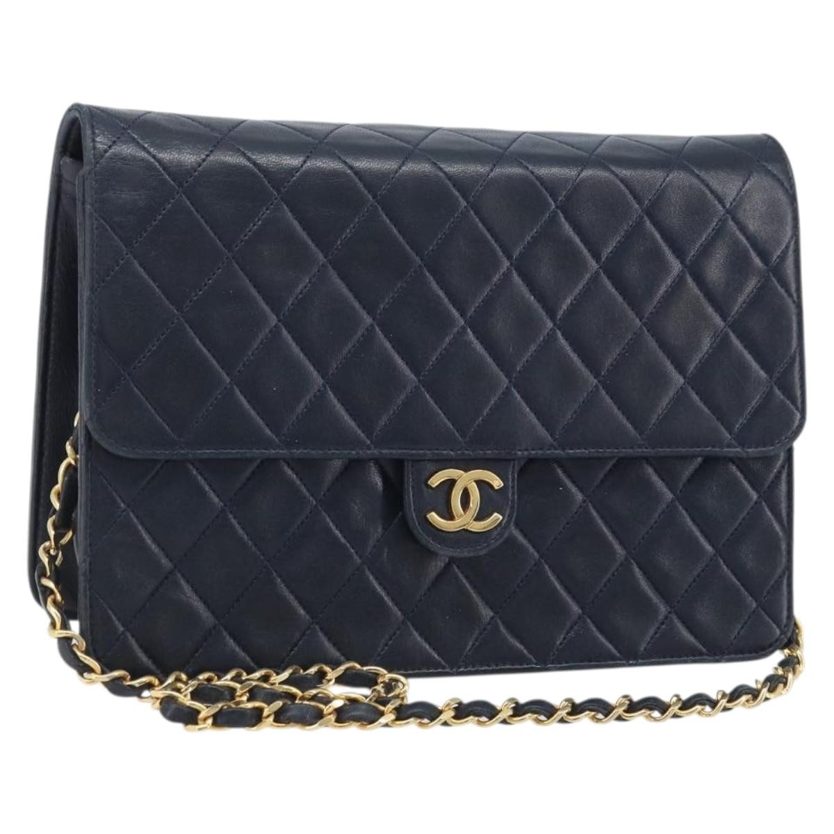 CHANEL Matelasse Chain Shoulder Bag Lamb Skin Navy Gold CC Auth BAZ147