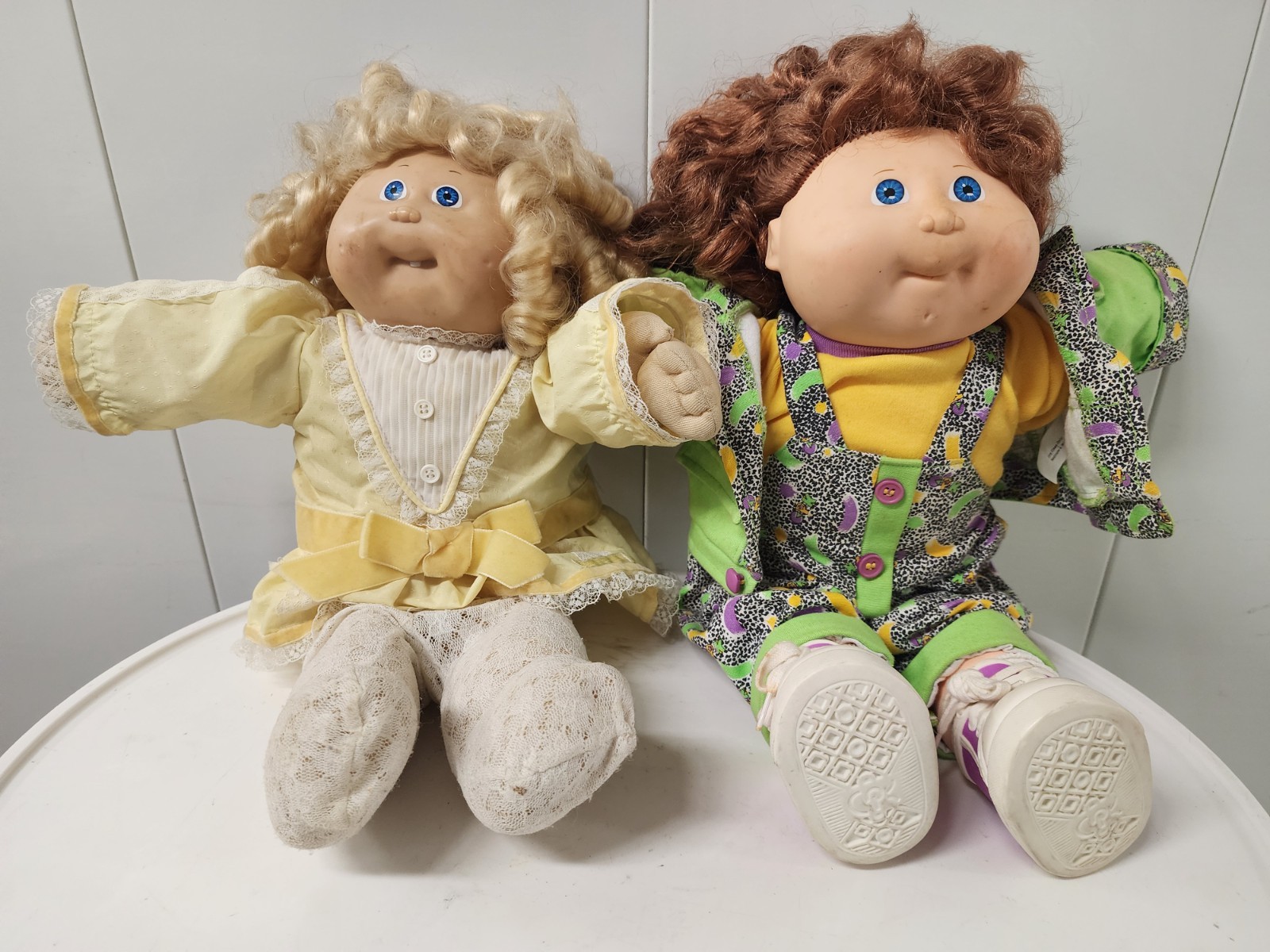 Lot of 2 vintage cabbage patch kid Dolls Lot of 2 vintage cabbage patch kid Dolls