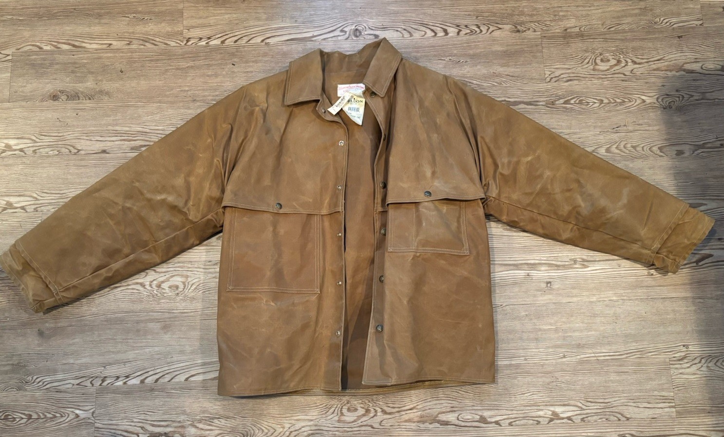 Vintage Filson Men\'s Size M Double Logger Coat (with ORIGINAL FILSON TAGS)
