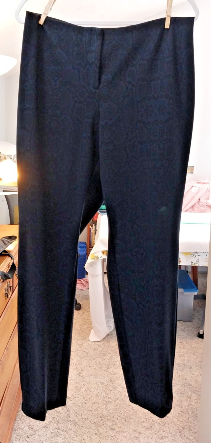 Alfani brand dress pants - 18W - 4 way stretch - deep blue/black pattern Alfani brand dress pants - 18W - 4 way stretch - deep blue/black pattern