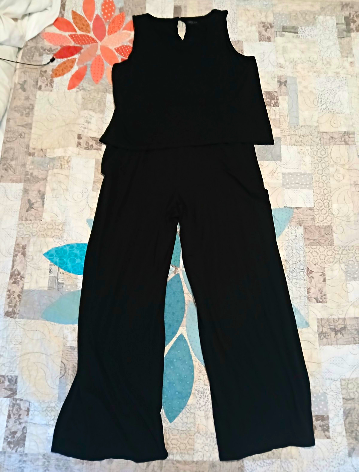 J. Jill Wearever Collection Black Solid Wide-Leg Keyhole Jumpsuit L J. Jill Wearever Collection Black Solid Wide-Leg Keyhole Jumpsuit L