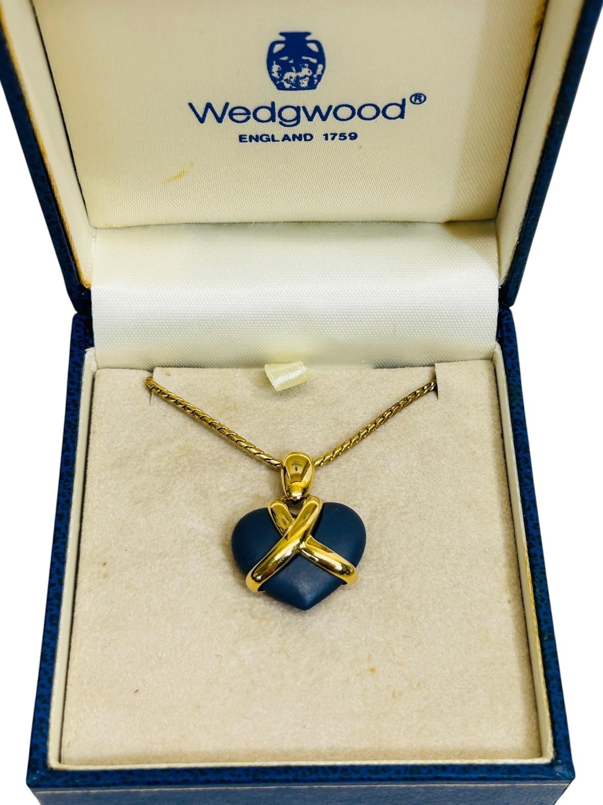 Wedgwood Jasperware Blue Heart Pendant Necklace and Chain in Box