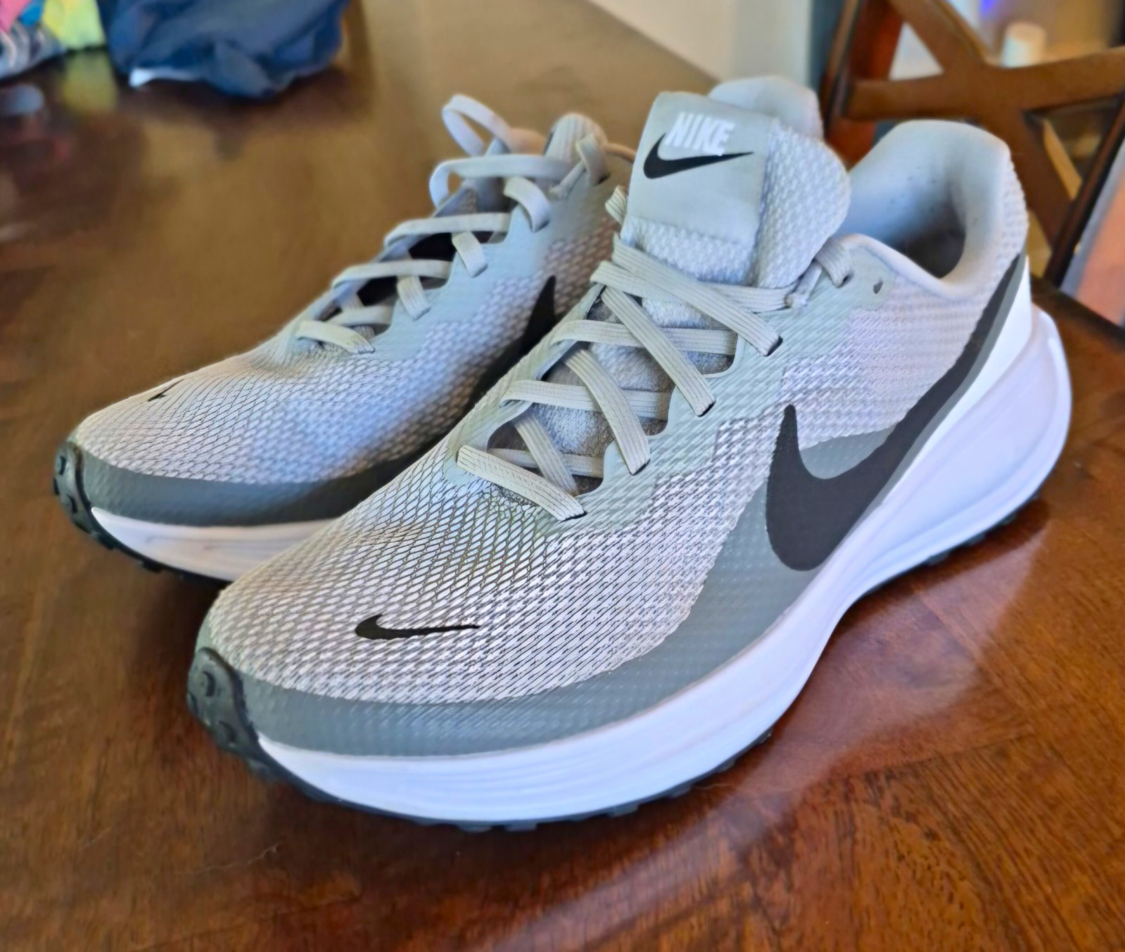 Nike Revolution 8 Men’s Mesh Low Top Sneakers HJ9198-004 Nike Revolution 8 Men’s Mesh Low Top Sneakers HJ9198-004