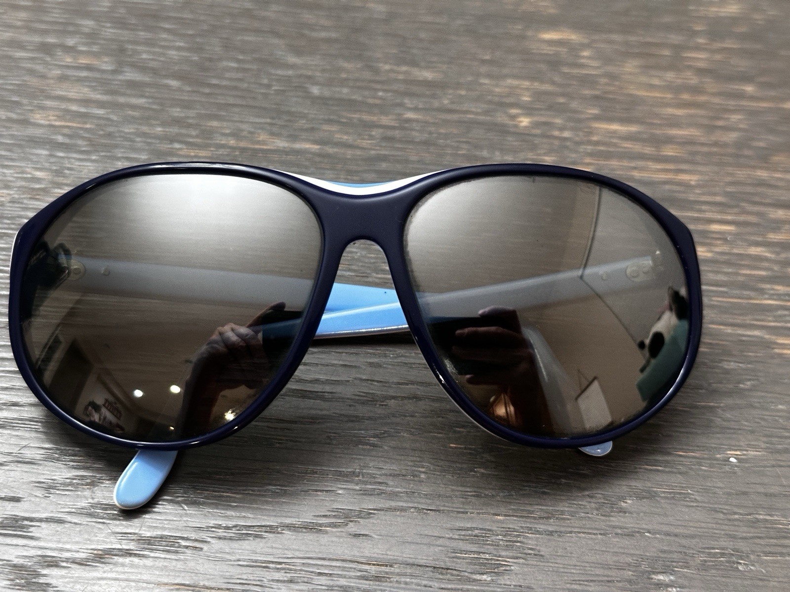 Vintage RAY BAN ARCADIA White / Blue Frame Lenses Ski B&L Sunglasses Rare EUC