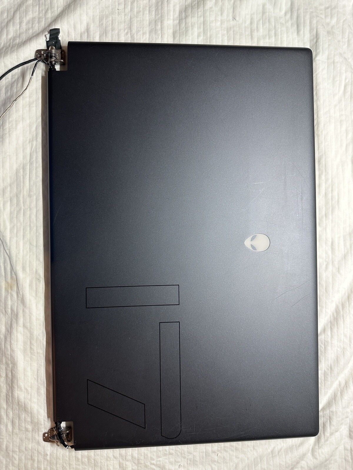 Genuine Dell Alienware M17 R5 17.3\ Genuine Dell Alienware M17 R5 17.3\