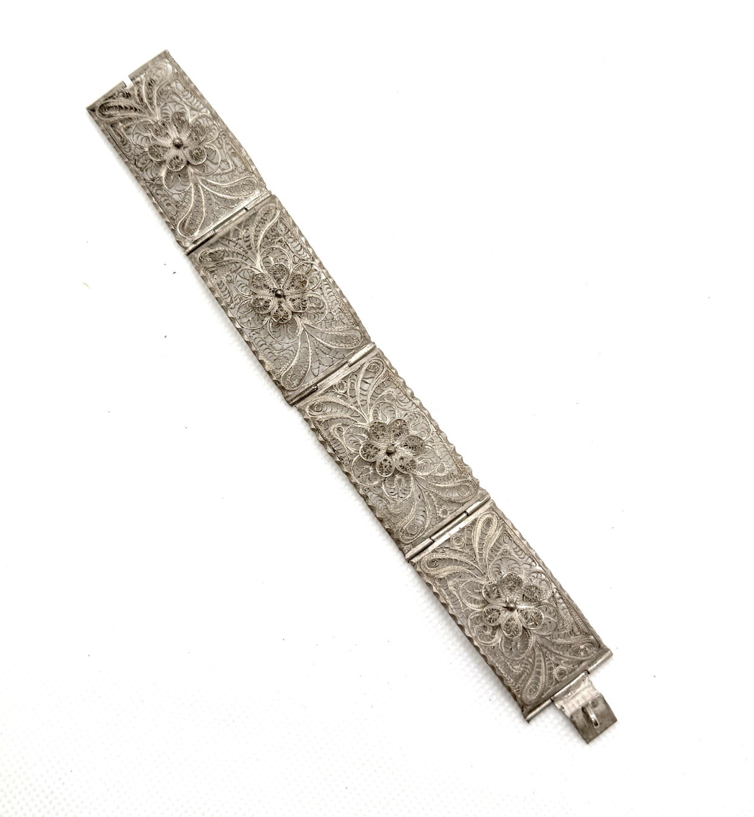 Ottoman Style Silver Filigree Bracelet Ottoman Style Silver Filigree Bracelet