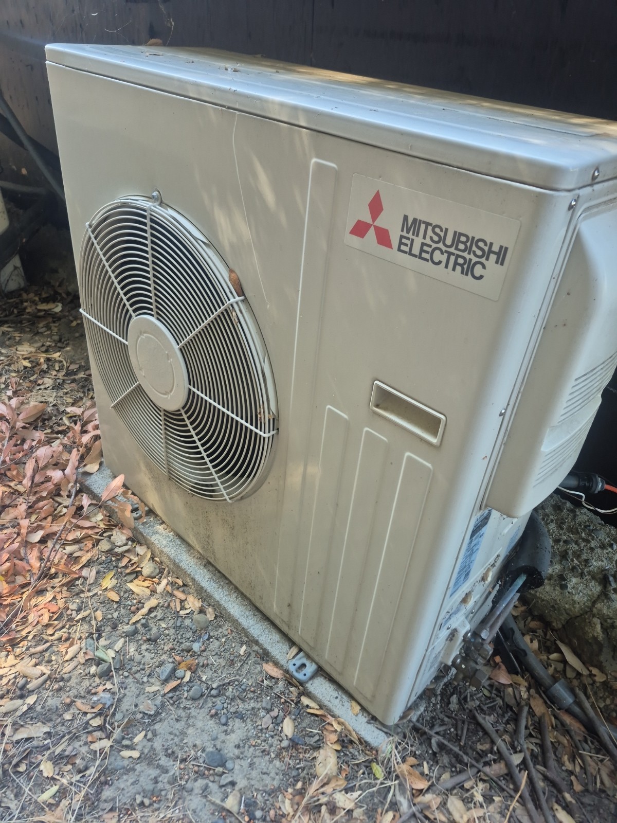 Mitsubishi WX Series 25000 BTU Ductless Mini Split