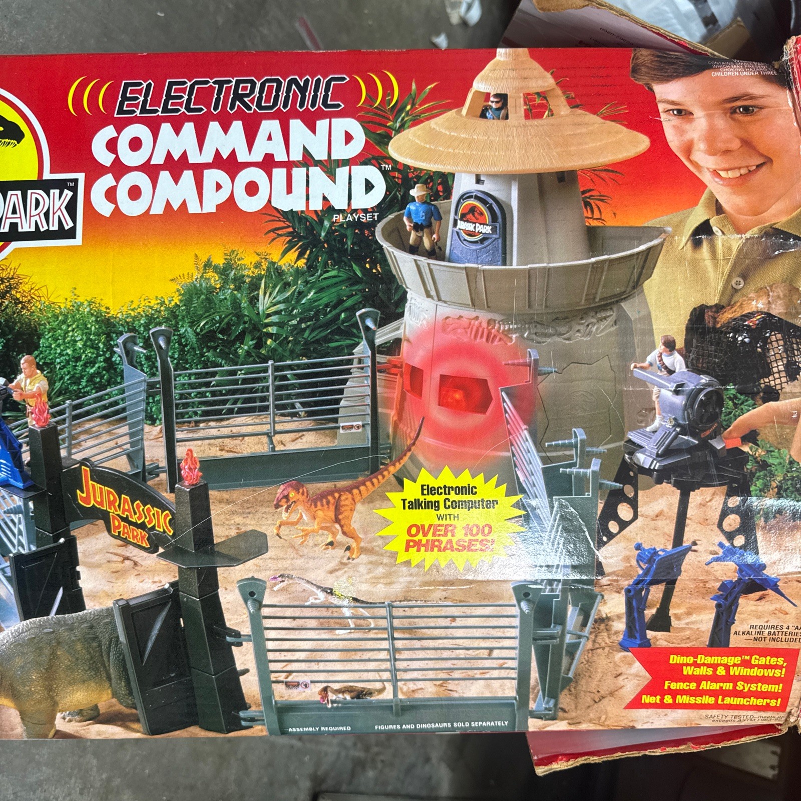 1993 Jurassic Park Command Compound Playset w/Box – InComplete Kenner JP WORKS 1993 Jurassic Park Command Compound Playset w/Box – InComplete Kenner JP WORKS