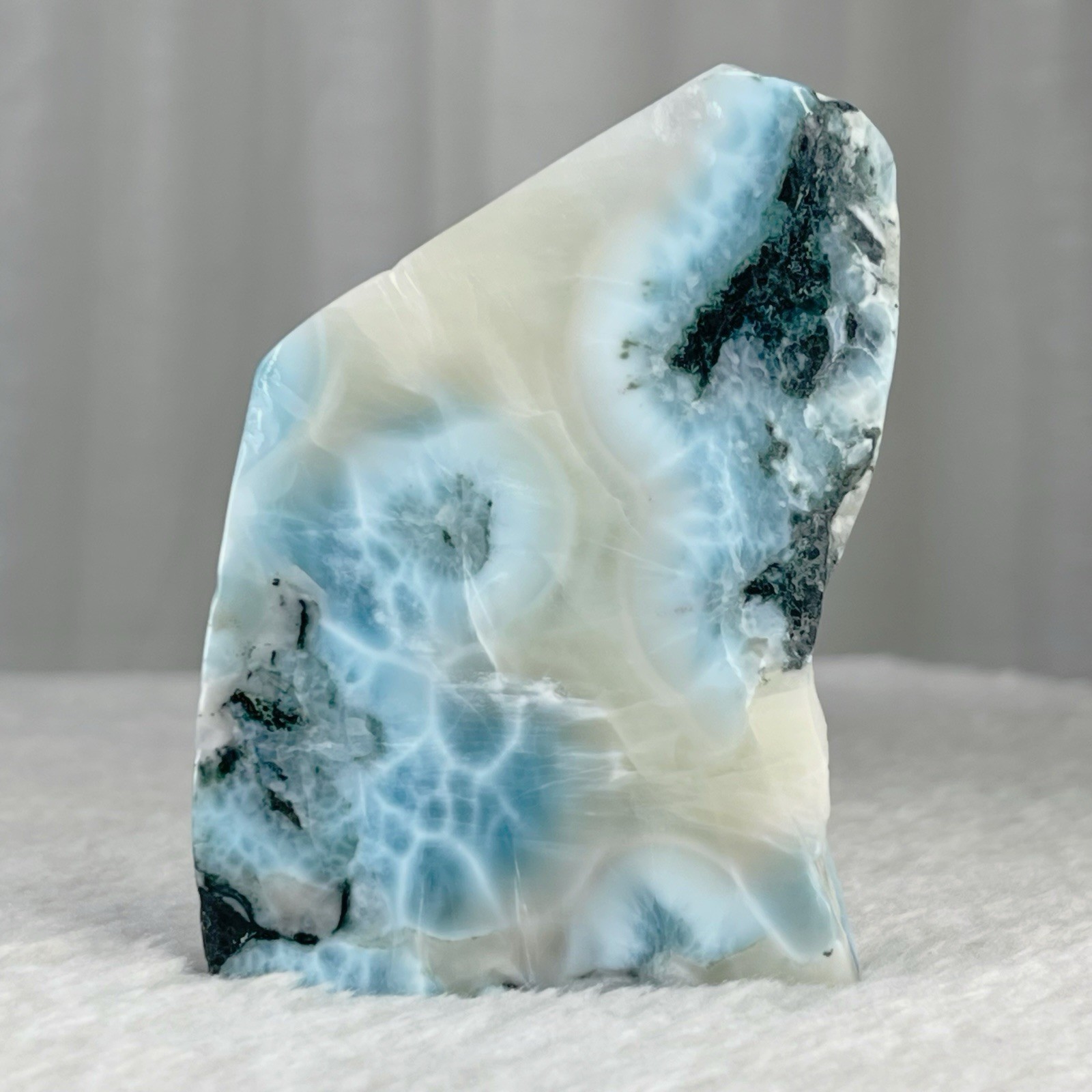 138g AAA+ Larimar Slab, Polished Ocean Blue Dominican Crystal 138g AAA+ Larimar Slab, Polished Ocean Blue Dominican Crystal