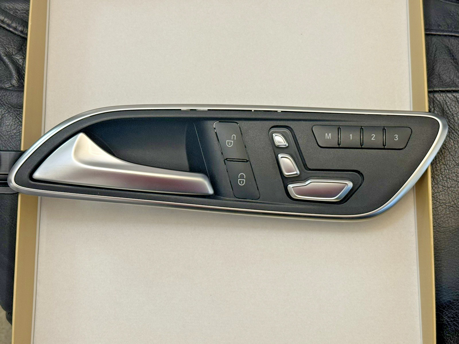 2014-2019 Mercedes GLA LH Driver Front Interior Door Handle with Seat Adjust OEM