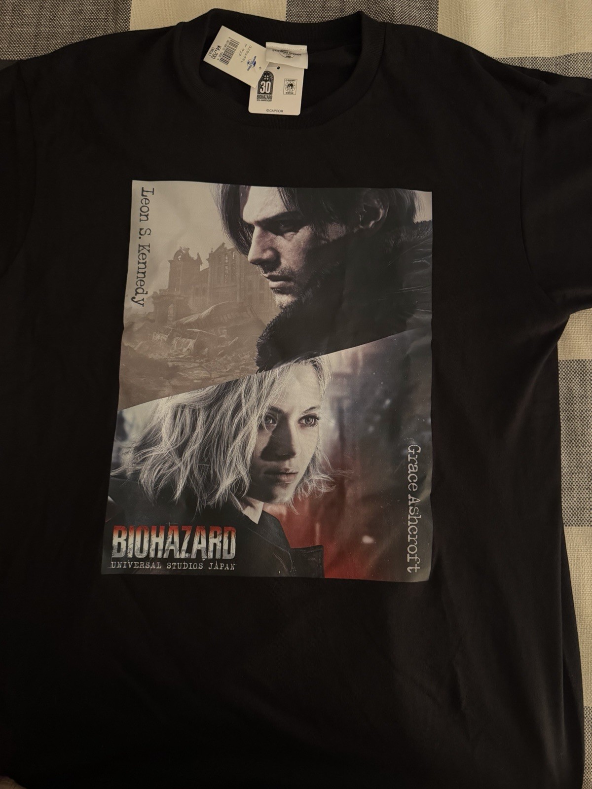 USJ Universal Japan Limited Resident Evil BIOHAZARD REQUIEM Shirt New LARGE USJ Universal Japan Limited Resident Evil BIOHAZARD REQUIEM Shirt New LARGE