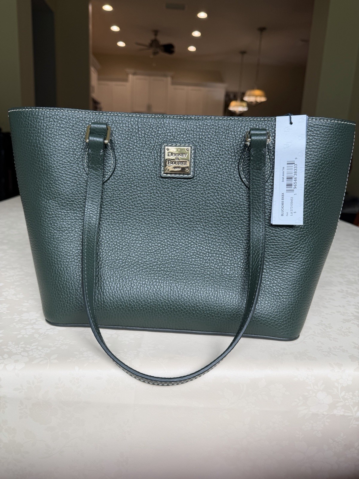 Dooney & Bourke Jessie Tote Green Pebbled Tote Double Handles Gold Hardware Zip Dooney & Bourke Jessie Tote Green Pebbled Tote Double Handles Gold Hardware Zip