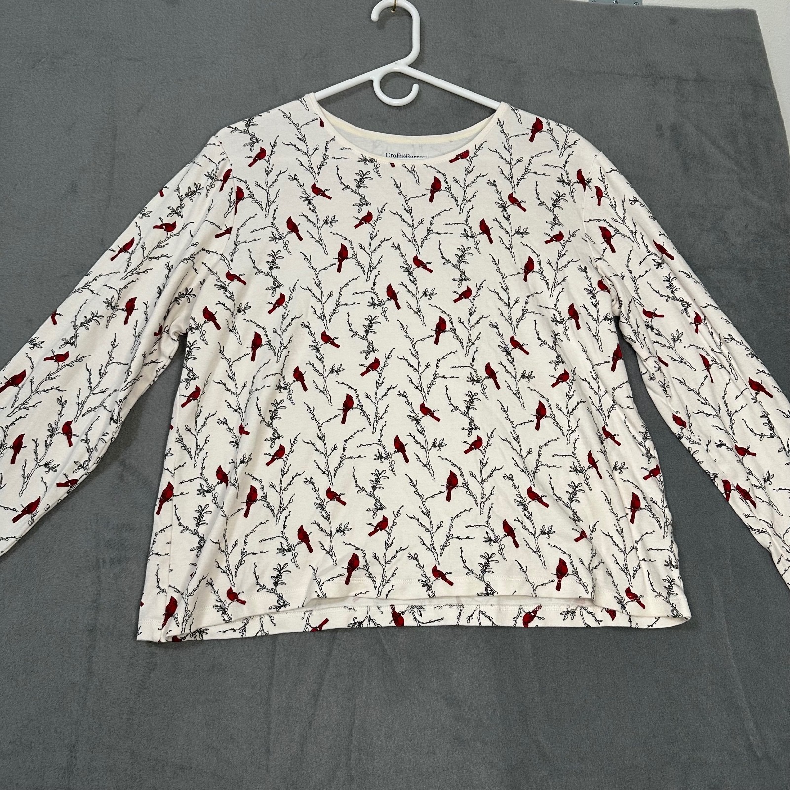 Croft & Barrow Cardinal Long Sleeve White Top