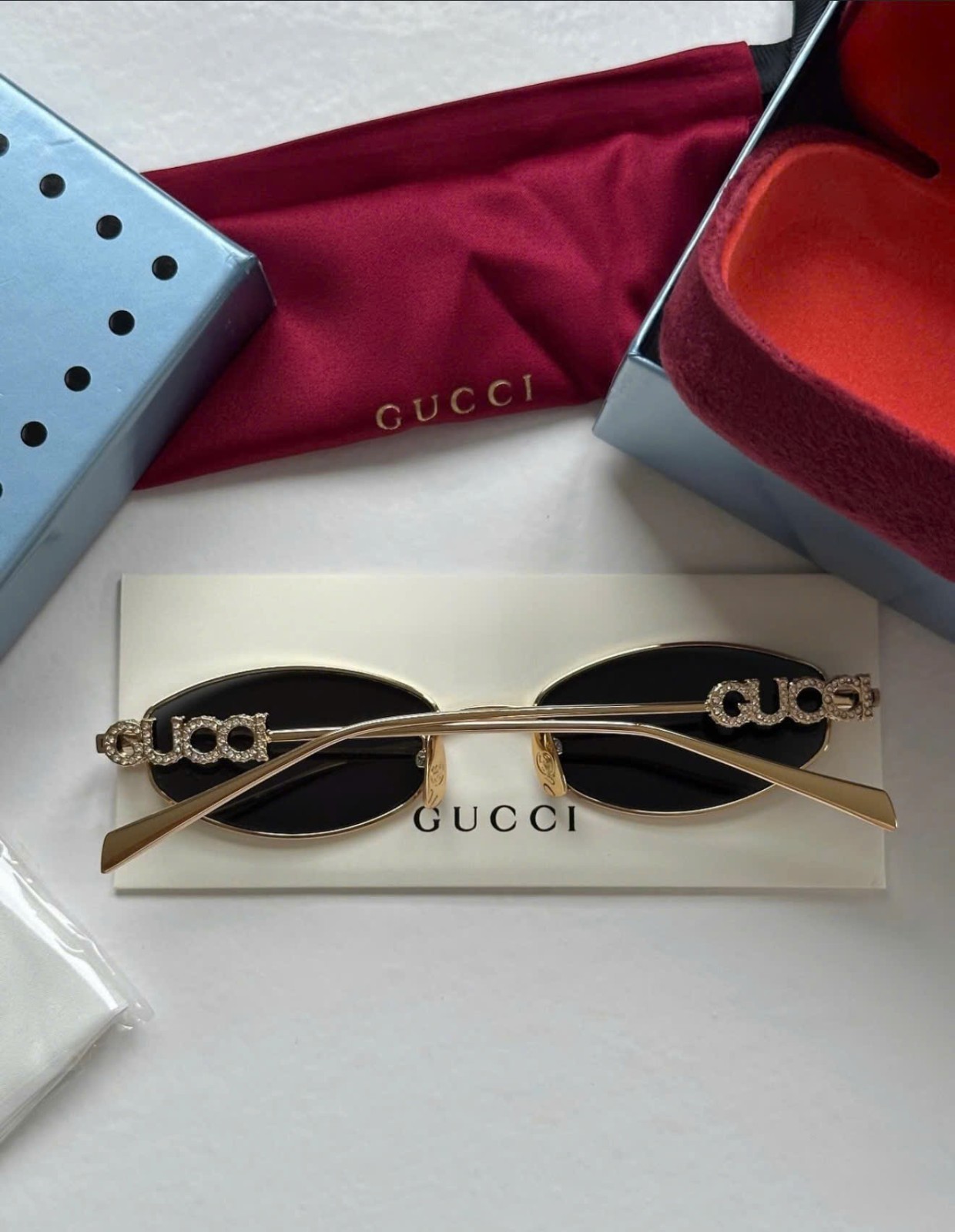GUCCI GG1802S Gold Oval Sunglasses Black Lens Crystal Logo 