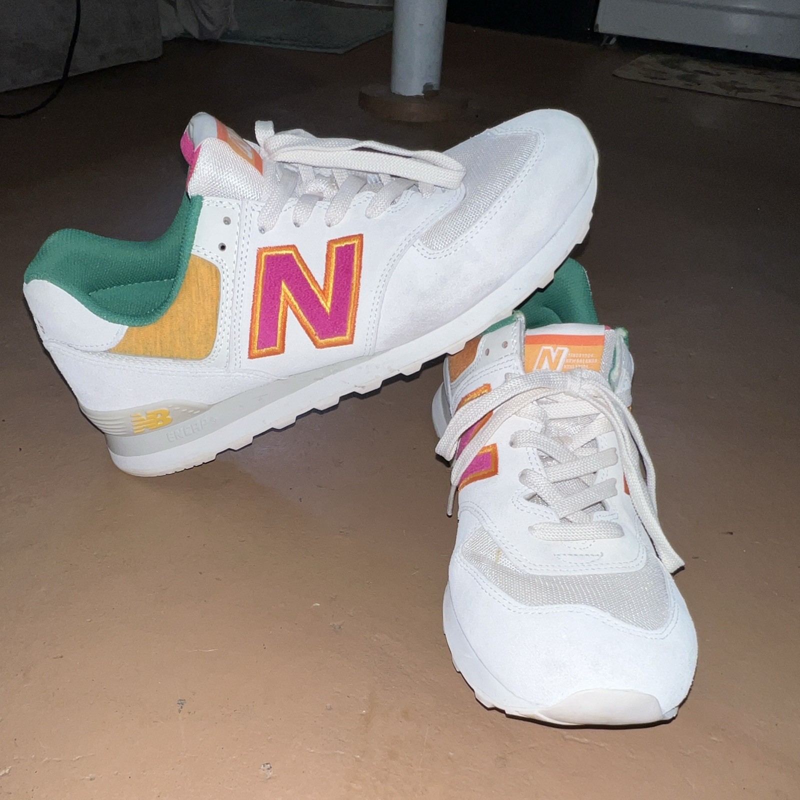 New Balance 574 Men’s Low Top Lace-Up Athletic Sneaker White Colorblock New Balance 574 Men’s Low Top Lace-Up Athletic Sneaker White Colorblock