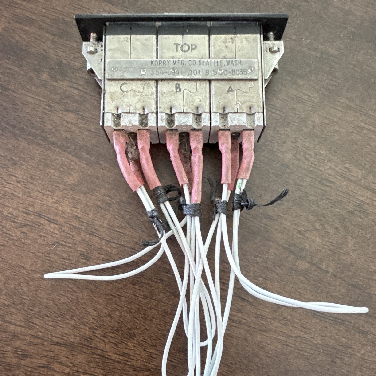 354-0841-001 - Korry MFG Co Marker Annunciator - As Removed 354-0841-001 - Korry MFG Co Marker Annunciator - As Removed