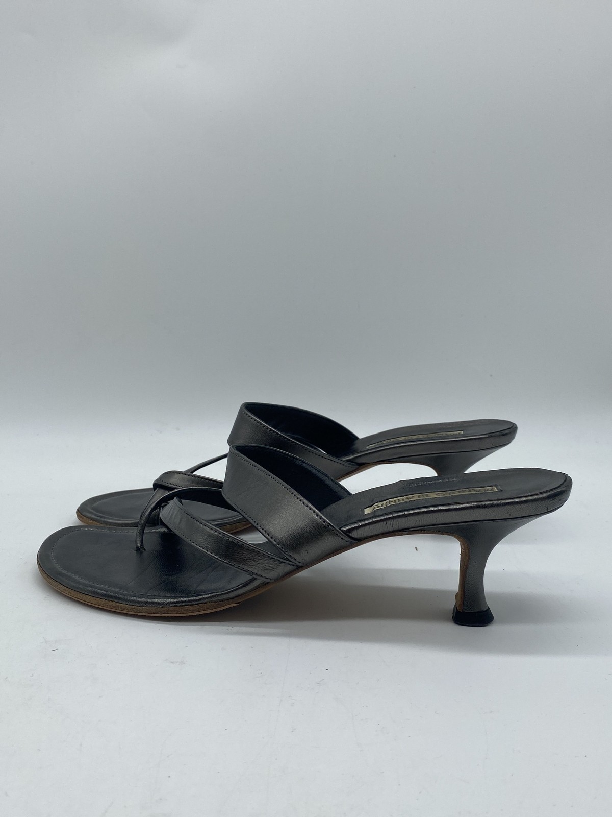 Manolo Blahnik Metallic Pewter Leather Strappy Kitten Heel Sandals Size 38.5