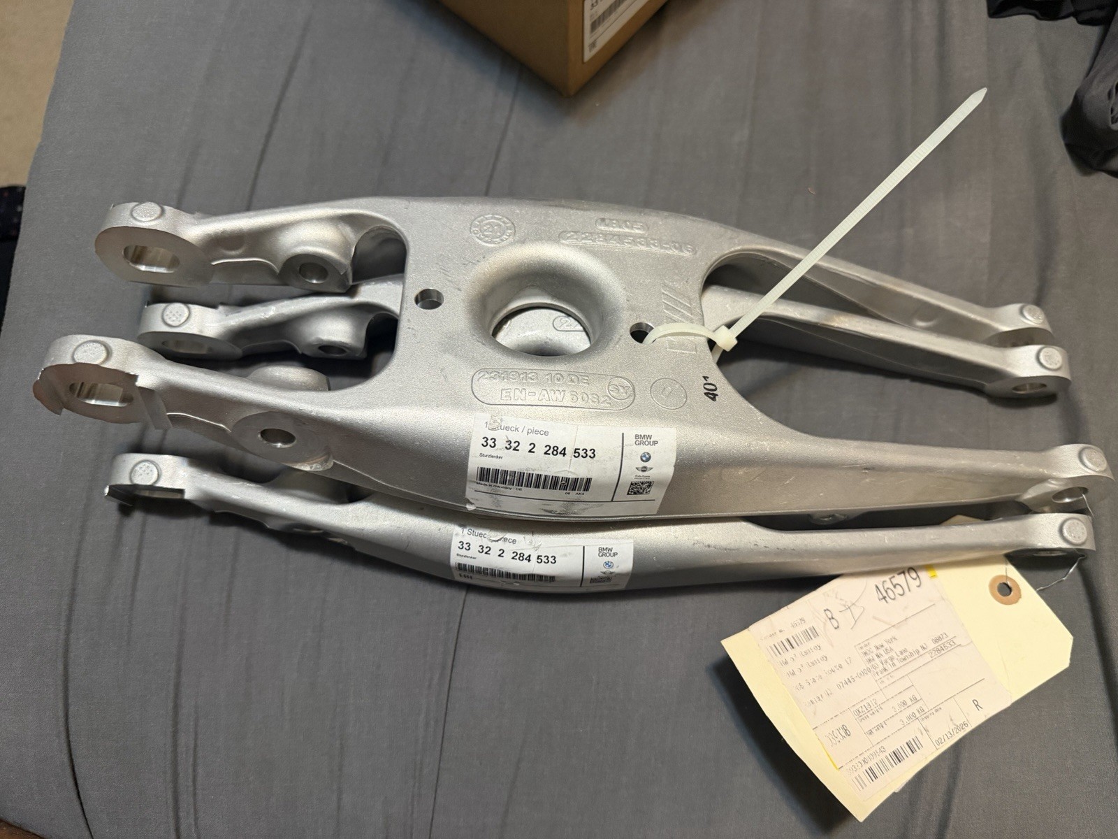 (BRAND NEW) 2015-2021 BMW M3 M4 CONTROL ARM (33-32-2-284-533)