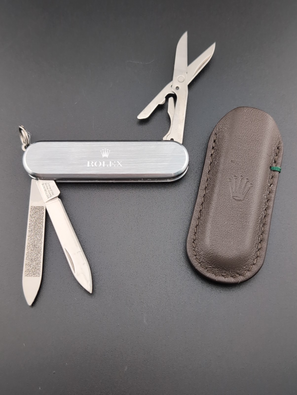 Victorinox - Rolex Executive Classic SD - Swiss Army SAK Multi-Tool - BS-136