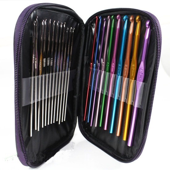 22pcs Crochet Hook Set Yarn Knitting Needles Sewing Tools DIY Crochet Craft Tool