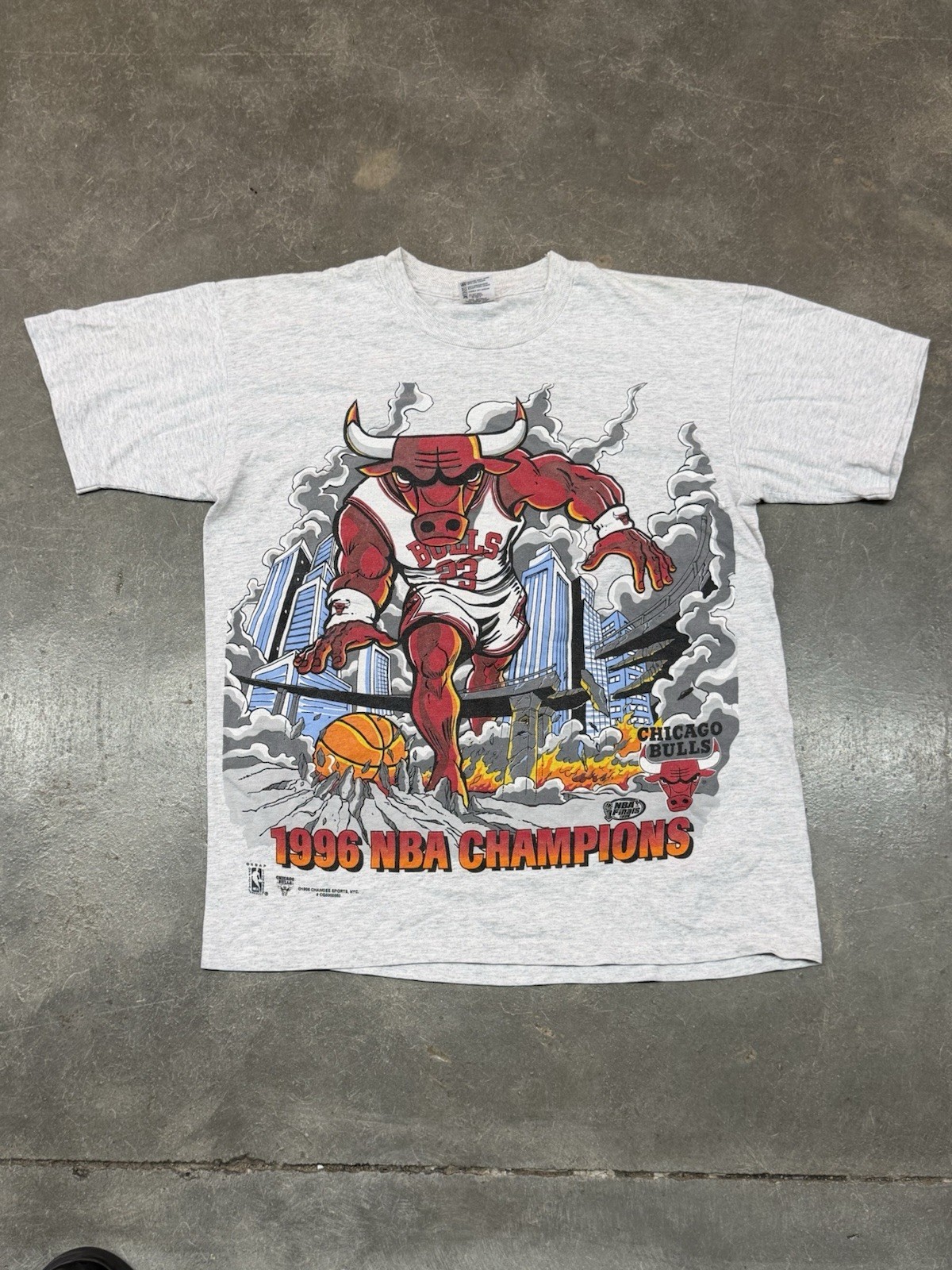 RARE Vintage 1996 Chicago Bulls NBA World Champions Graphic Rap Style Shirt Sz L RARE Vintage 1996 Chicago Bulls NBA World Champions Graphic Rap Style Shirt Sz L