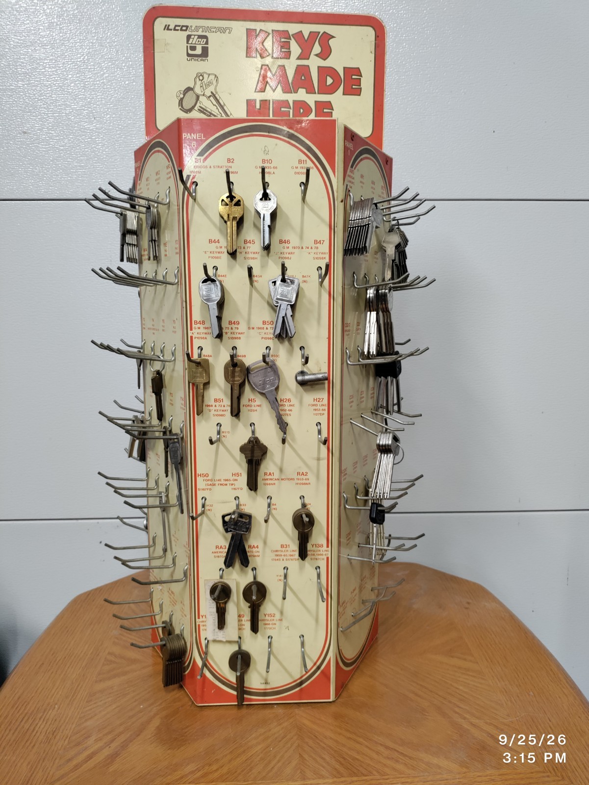  ILCO  Unican Key Tower Locksmith 6-Panel Display With Uncut Blanks