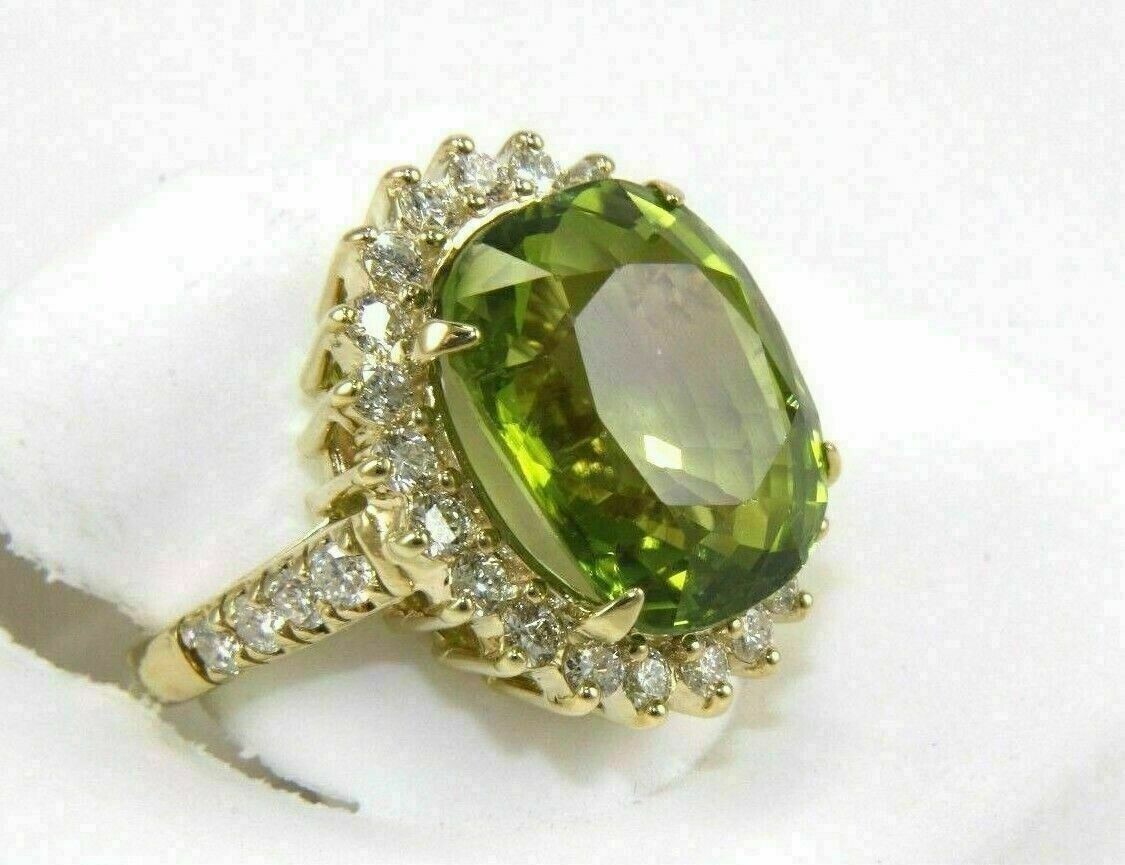 7.54 Ct Oval Cut Natural Peridot Diamond Wedding Ring 14K Yellow Gold Size 7 7.54 Ct Oval Cut Natural Peridot Diamond Wedding Ring 14K Yellow Gold Size 7