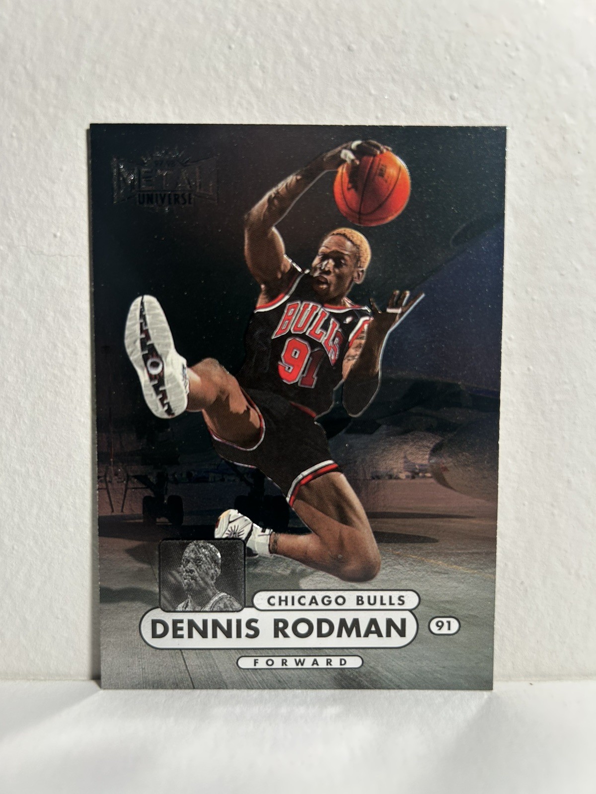 1997-98 SkyBox Metal Universe #91 Dennis Rodman - Chicago Bulls 1997-98 SkyBox Metal Universe #91 Dennis Rodman - Chicago Bulls