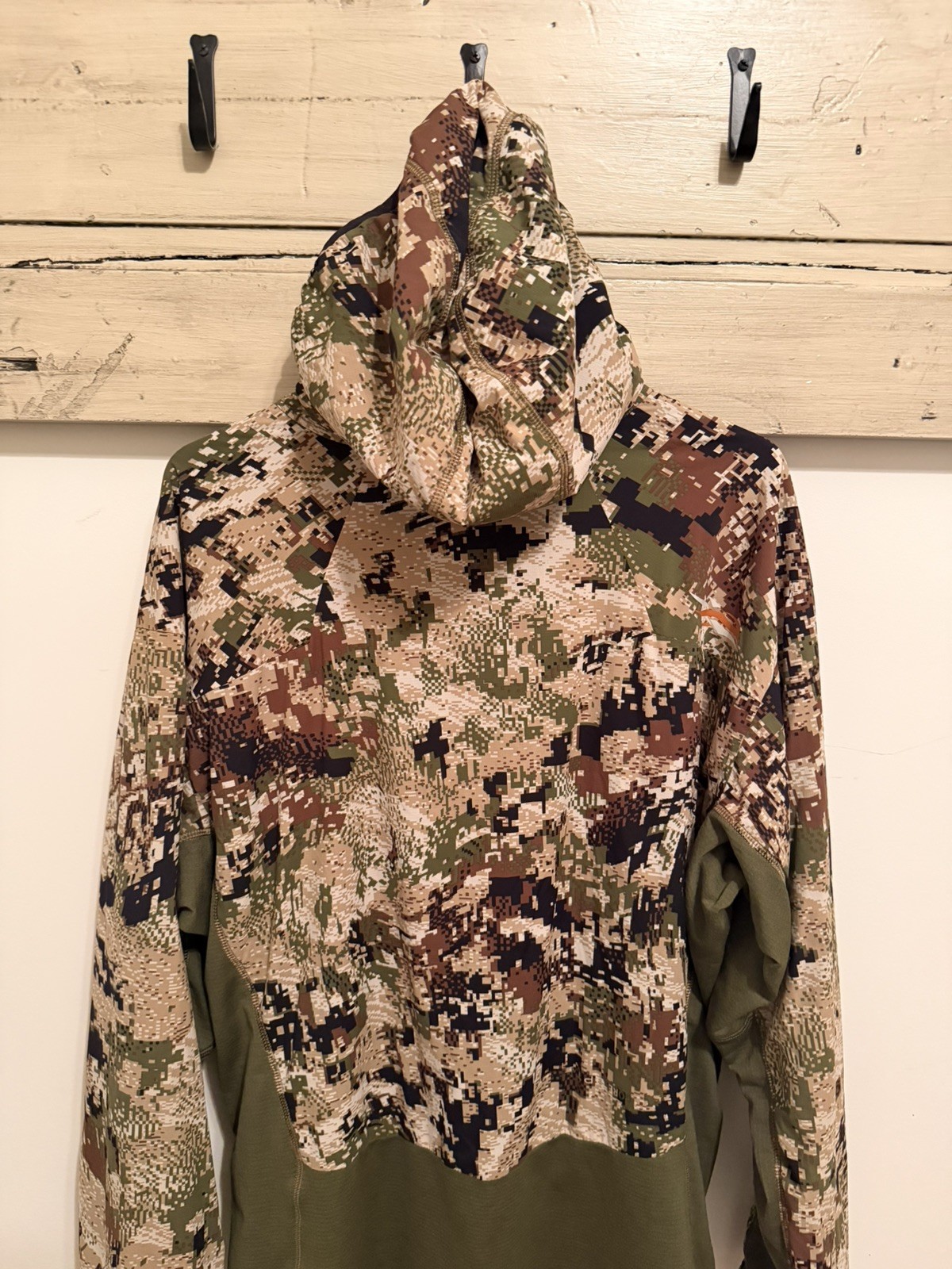 Sitka Ambient 75 Hoodie XL long sleeve in Subalpine and Green