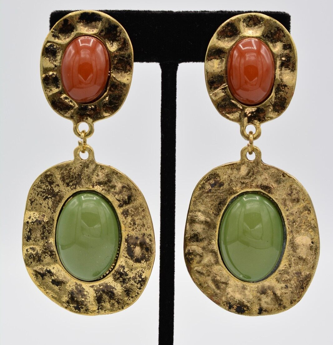 Vintage Cabochon Clip Earrings Antiqued Gold Burnt Rust Green Chunky 80s BinA13 Vintage Cabochon Clip Earrings Antiqued Gold Burnt Rust Green Chunky 80s BinA13