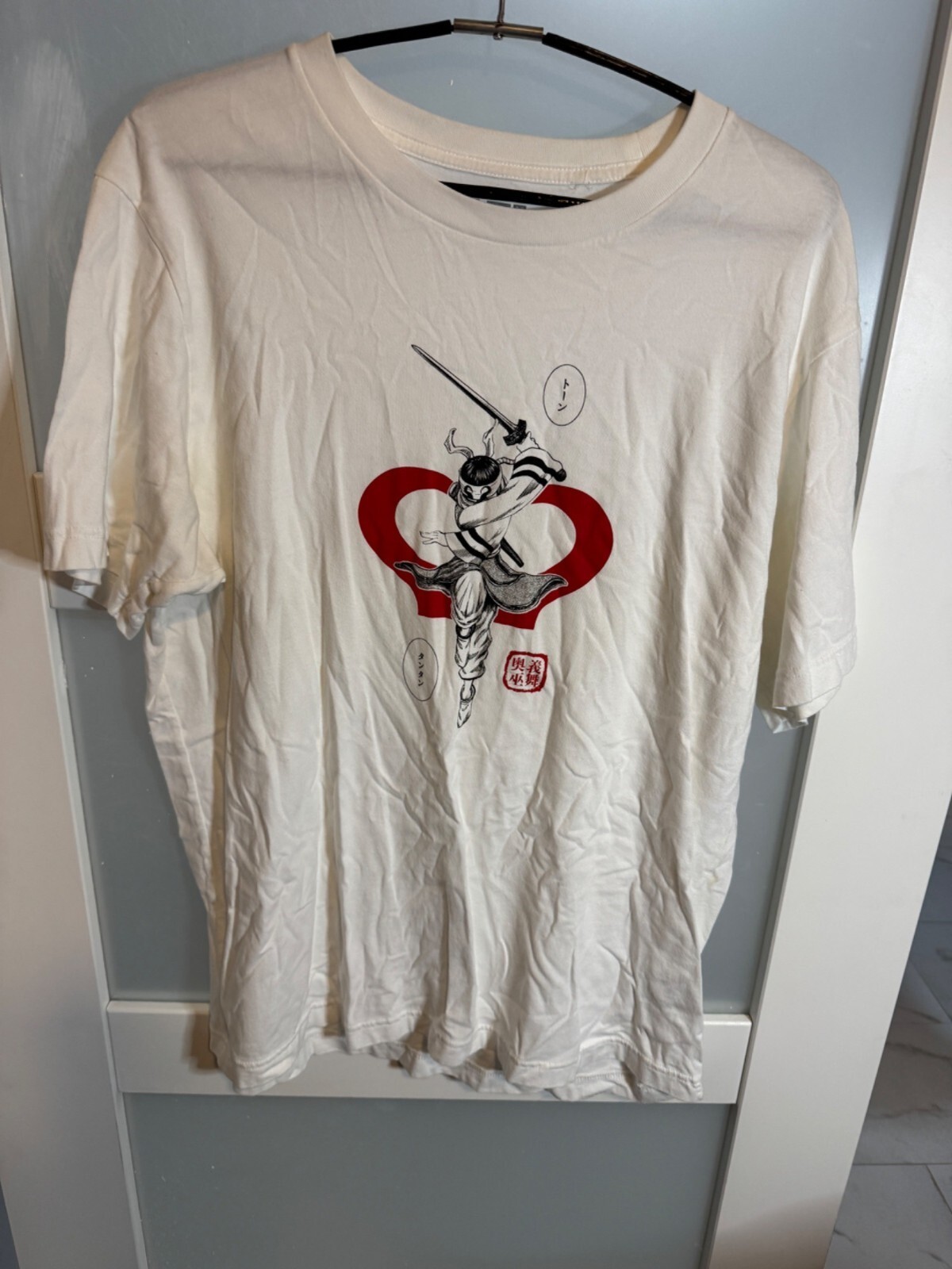 Japanese Samurai Graphic T-Shirt By Uniqlo UT Medium White Cotton Tee       16-2