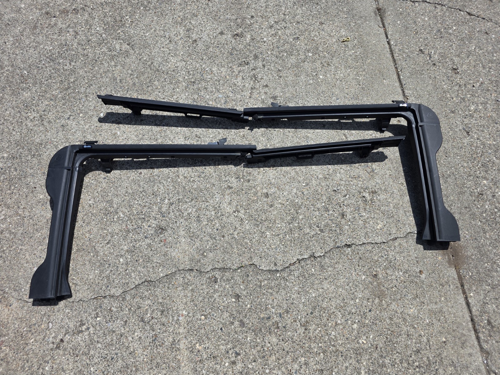 Bestop Trektop NX Door Surround Set/Surrounds Jeep Wrangler 4-Door 07-18 Bestop Trektop NX Door Surround Set/Surrounds Jeep Wrangler 4-Door 07-18