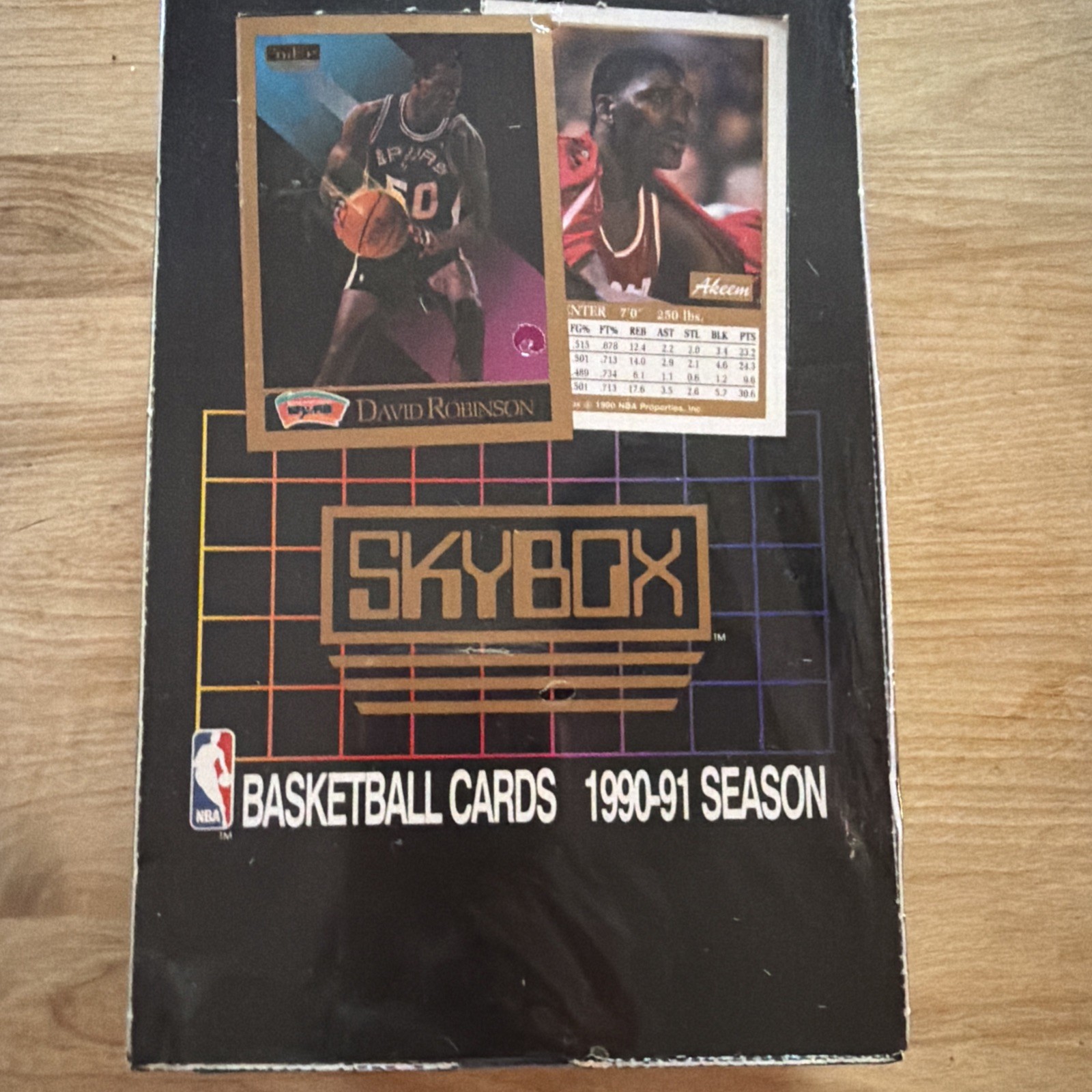 Skybox Series 1 90-91 NBA SEALED BOX 36 Packs 15 Per Pack Basketball MINT Skybox Series 1 90-91 NBA SEALED BOX 36 Packs 15 Per Pack Basketball MINT