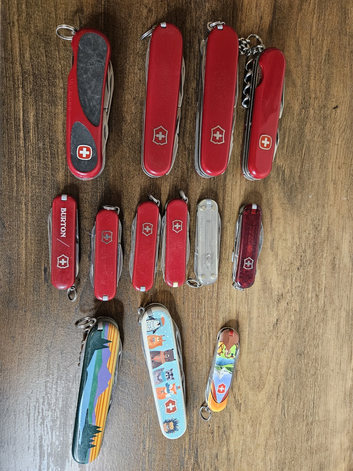 Lot Of Victorinox And Vintage Wenger Multitools Lot Of Victorinox And Vintage Wenger Multitools