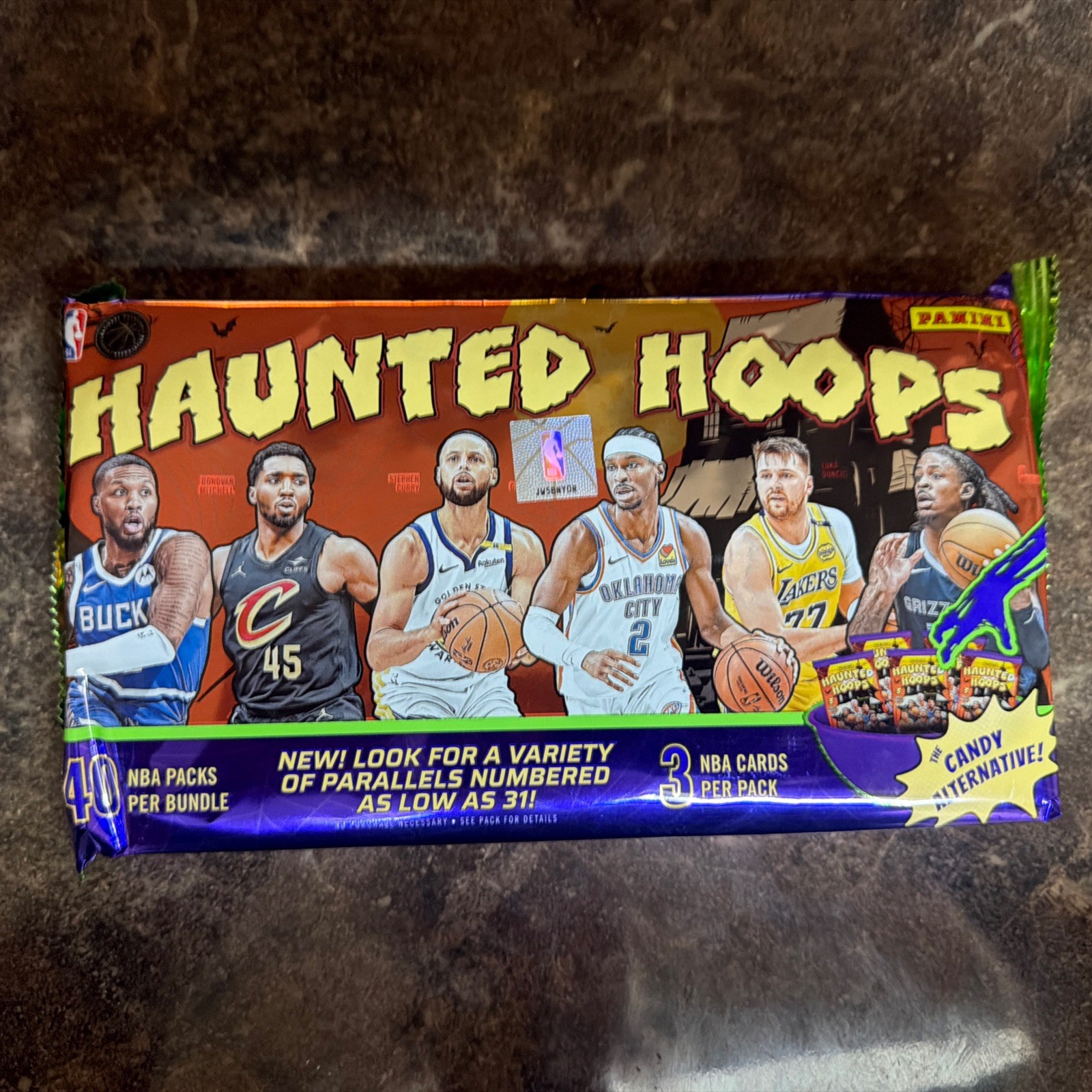 Panini Haunted Hoops NBA 40-Pack Trading Card Bundle, 120 Cards, Curry, Dončić