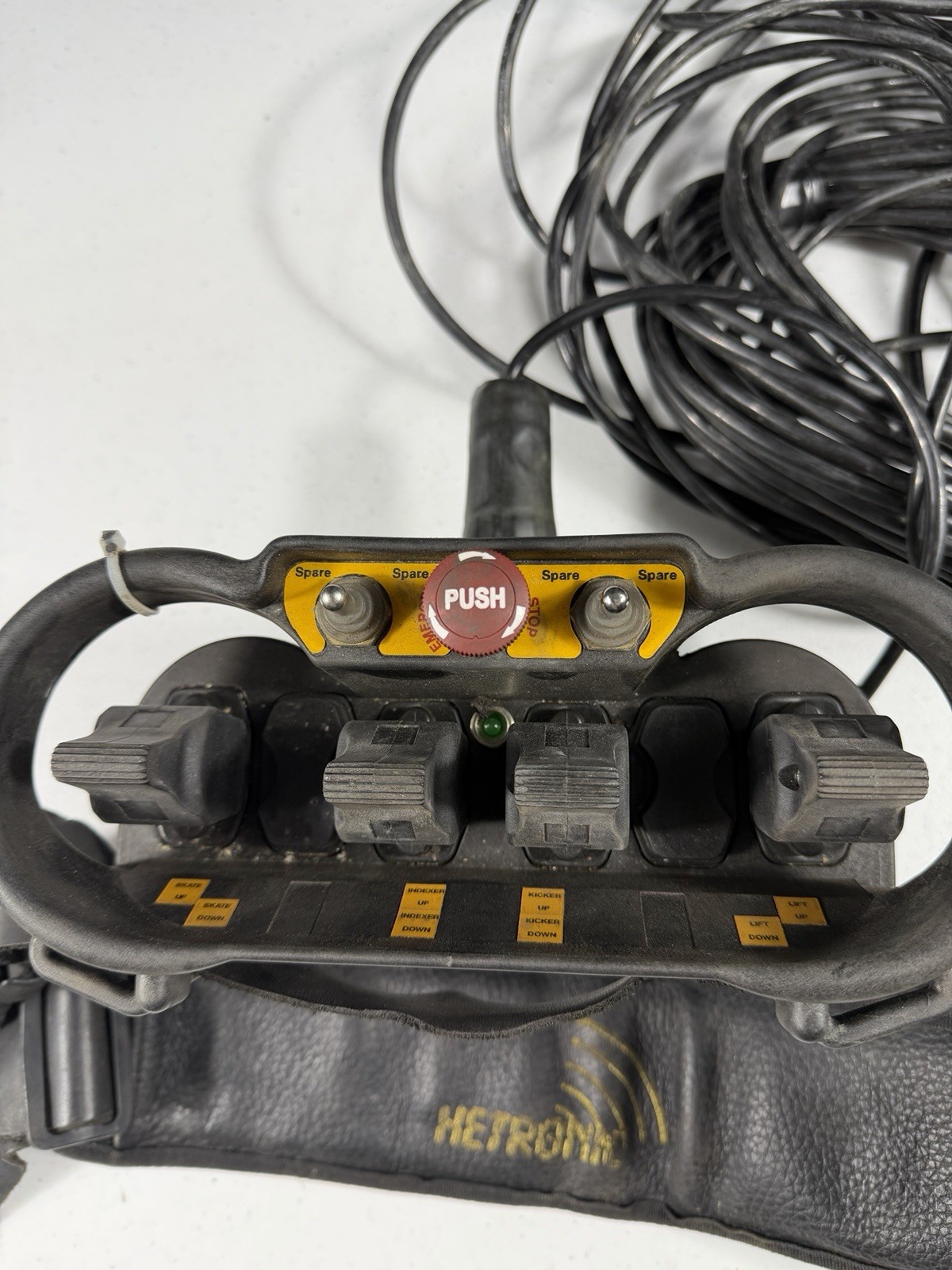 Hetronic NOVA L-4L Crane Remote Control Transmitter Belly Box w/ Cable