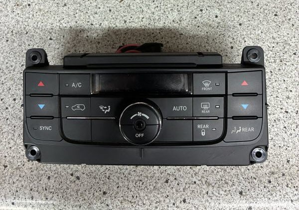 2011-2016 Chrysler Town & Country Heater A/C Control OEM:55111236AH 2011-2016 Chrysler Town & Country Heater A/C Control OEM:55111236AH