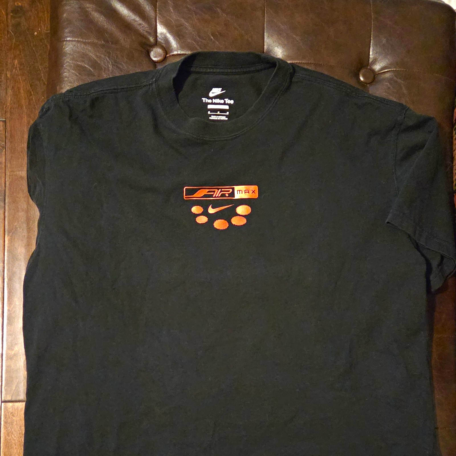 Nike Air Max Mens Black Graphic Logo Crew Neck Short Sleeve T-Shirt M Nike Air Max Mens Black Graphic Logo Crew Neck Short Sleeve T-Shirt M