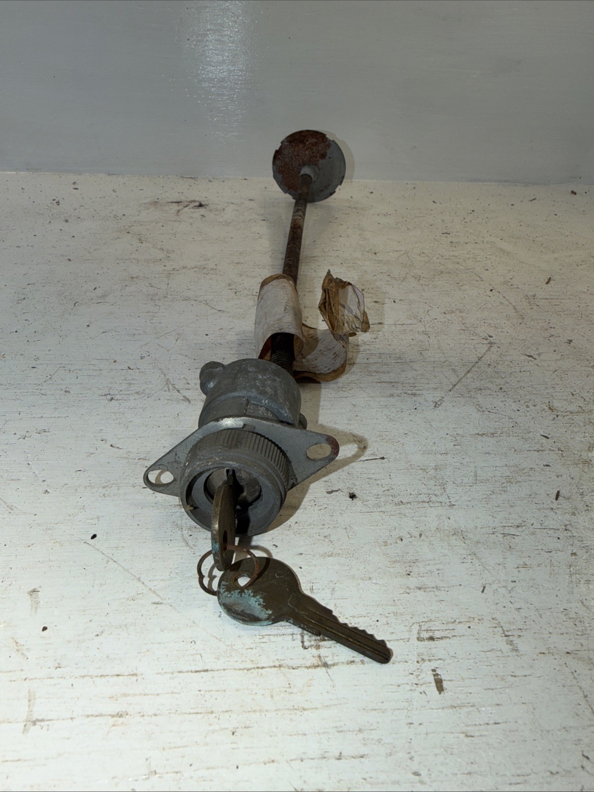 Vintage NOS Mopar 1930s 1940s Dodge Plymouth Chrysler DeSoto Ignition Lock Cyl Vintage NOS Mopar 1930s 1940s Dodge Plymouth Chrysler DeSoto Ignition Lock Cyl