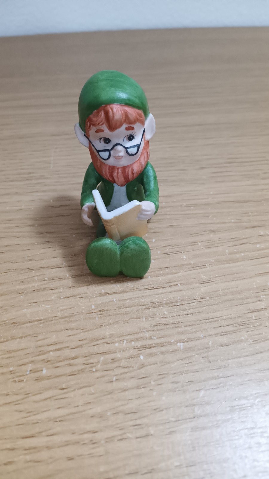 Vintage Lefton China Elf Pixie With Glasses Reading Book